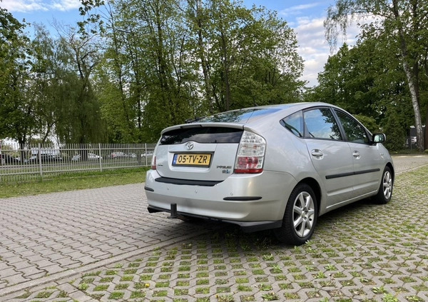 Toyota Prius cena 21500 przebieg: 198000, rok produkcji 2007 z Lublin małe 121